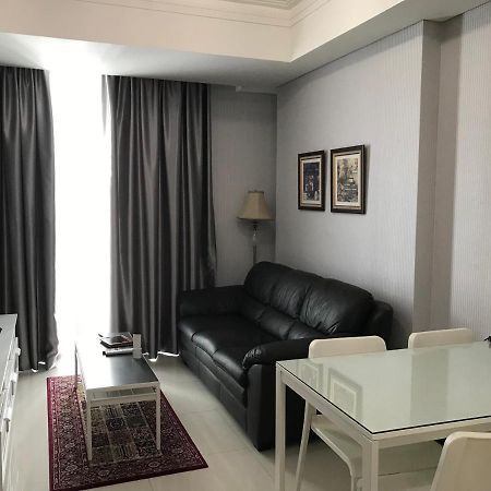 Luxury 2 Bedroom Condo At Casa Grande Residence - Kasablanka Mall Giacarta Esterno foto