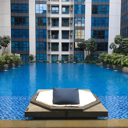 Luxury 2 Bedroom Condo At Casa Grande Residence - Kasablanka Mall Giacarta Esterno foto