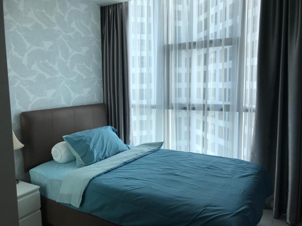 Luxury 2 Bedroom Condo At Casa Grande Residence - Kasablanka Mall Giacarta Esterno foto