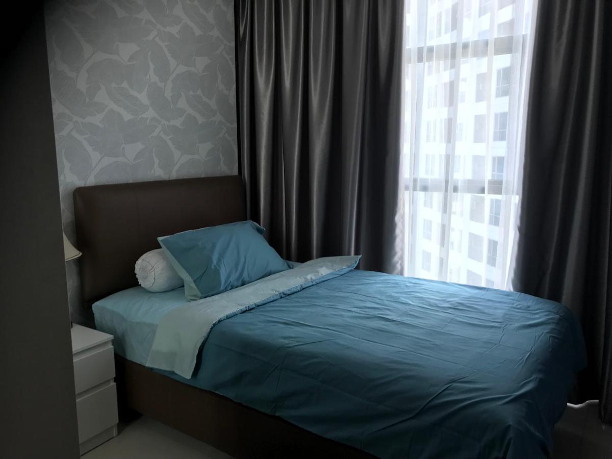 Luxury 2 Bedroom Condo At Casa Grande Residence - Kasablanka Mall Giacarta Esterno foto