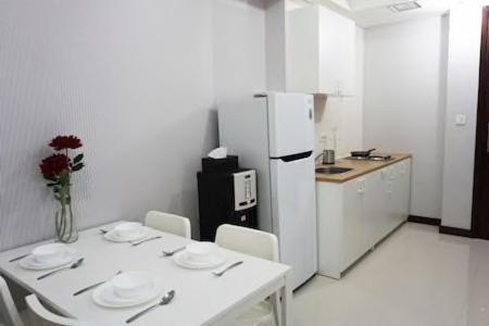 Luxury 2 Bedroom Condo At Casa Grande Residence - Kasablanka Mall Giacarta Esterno foto