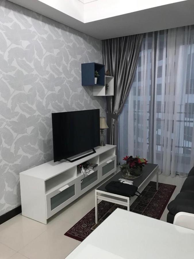 Luxury 2 Bedroom Condo At Casa Grande Residence - Kasablanka Mall Giacarta Esterno foto
